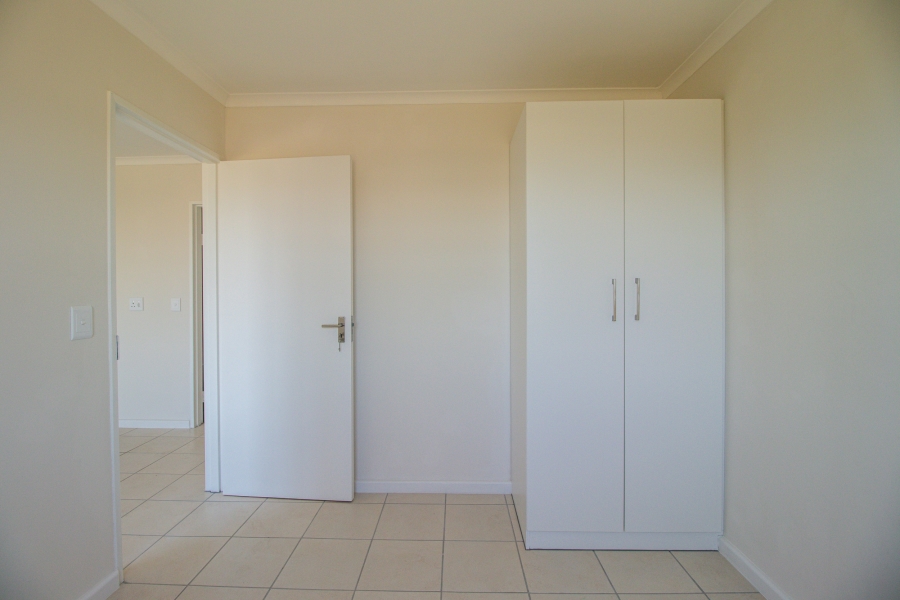 To Let 2 Bedroom Property for Rent in Stellendale Western Cape